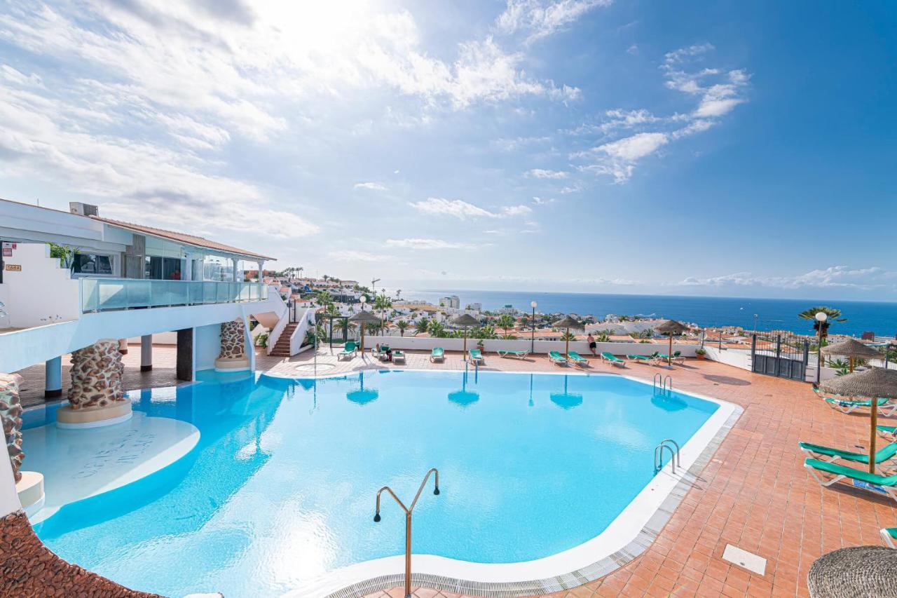 Island Village Ocean View 아데제 외부 사진